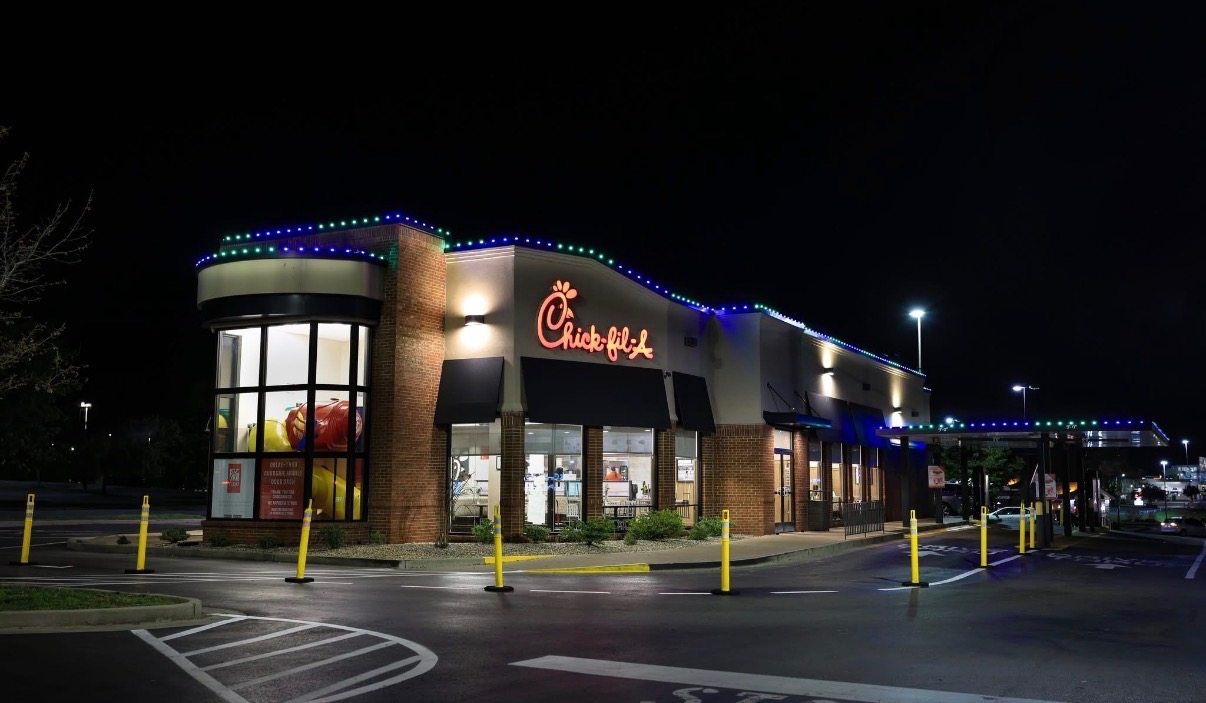 Chick-fil-A restaurant with permanent red and white roofline lighting
